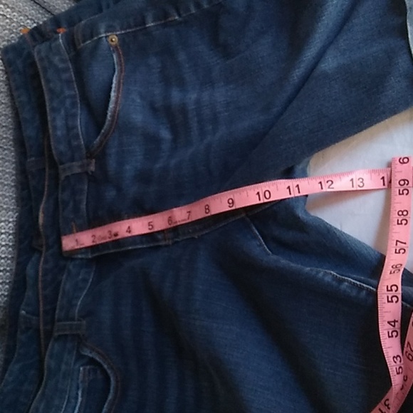 2 pr Time and tru size 16 women's jean shorts. - Picture 4 of 11